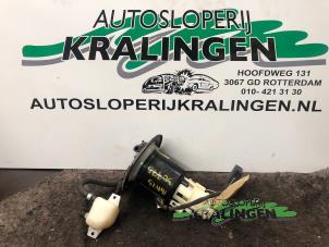 Gebruikte Benzinepomp Suzuki Ignis (FH) 1.3 16V Prijs € 50,00 Margeregeling aangeboden door Autosloperij Kralingen B.V.