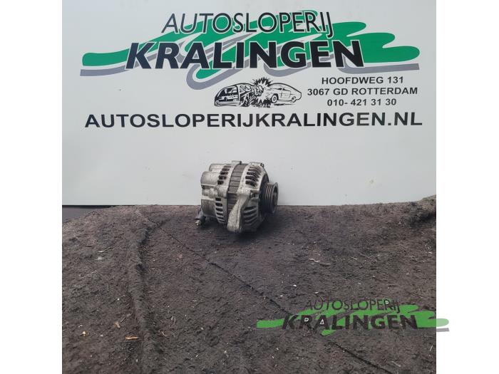 Gebruikte Dynamo Honda Civic (EG) 1.5 DXi,LSi 16V Prijs € 50,00 Margeregeling aangeboden door Autosloperij Kralingen B.V.
