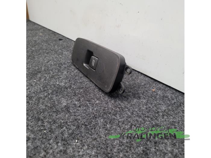 Elektrisch Raam Schakelaar van een Volvo V50 (MW) 2.0 16V 2006