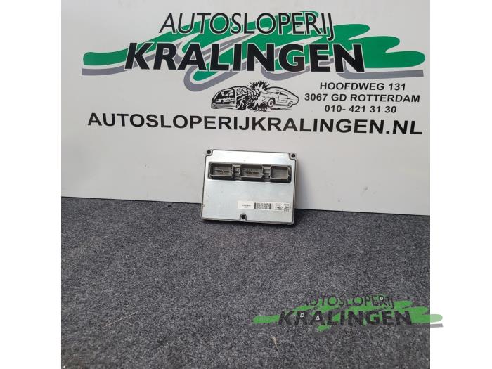 Gebruikte Computer Motormanagement Volvo V50 (MW) 2.0 16V Prijs € 100,00 Margeregeling aangeboden door Autosloperij Kralingen B.V.