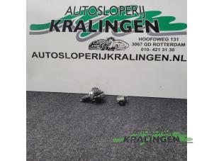 Gebruikte Kontaktslot + Sleutel Volvo V50 (MW) 2.0 16V Prijs € 100,00 Margeregeling aangeboden door Autosloperij Kralingen B.V.