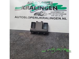 Gebruikte Zekeringkast Ford Mondeo V Wagon 1.5 TDCi Prijs € 100,00 Margeregeling aangeboden door Autosloperij Kralingen B.V.