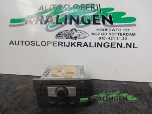 Gebruikte Radio CD Speler Opel Vectra C Caravan 1.9 CDTI 120 Prijs € 25,00 Margeregeling aangeboden door Autosloperij Kralingen B.V.
