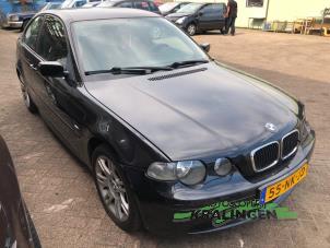 Gebruikte Voorscherm rechts BMW 3 serie Compact (E46/5) 316ti 16V Prijs € 100,00 Margeregeling aangeboden door Autosloperij Kralingen B.V.