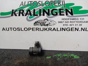 Gebruikte Luchtmassameter Opel Corsa C (F08/68) 1.2 16V Prijs € 19,99 Margeregeling aangeboden door Autosloperij Kralingen B.V.