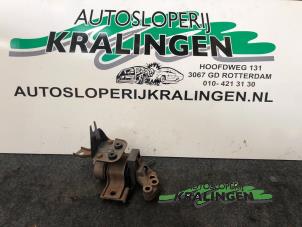 Gebruikte Motorrubber Kia Picanto (BA) 1.0 12V Prijs € 50,00 Margeregeling aangeboden door Autosloperij Kralingen B.V.