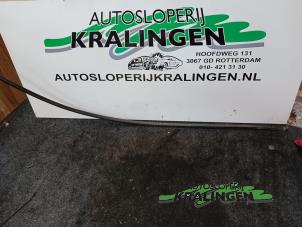 Gebruikte Daklijst rechts Peugeot 107 1.0 12V Prijs € 25,00 Margeregeling aangeboden door Autosloperij Kralingen B.V.