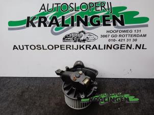 Gebruikte Kachel Ventilatiemotor Fiat Grande Punto (199) 1.3 JTD Multijet 16V 85 Actual Prijs € 50,00 Margeregeling aangeboden door Autosloperij Kralingen B.V.