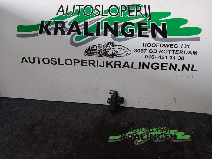Gebruikte Turbodrukregelaar Fiat Grande Punto (199) 1.3 JTD Multijet 16V 85 Actual Prijs € 9,99 Margeregeling aangeboden door Autosloperij Kralingen B.V.