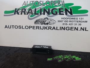 Gebruikte Display Interieur Opel Combo (Corsa C) 1.3 CDTI 16V Prijs € 19,99 Margeregeling aangeboden door Autosloperij Kralingen B.V.