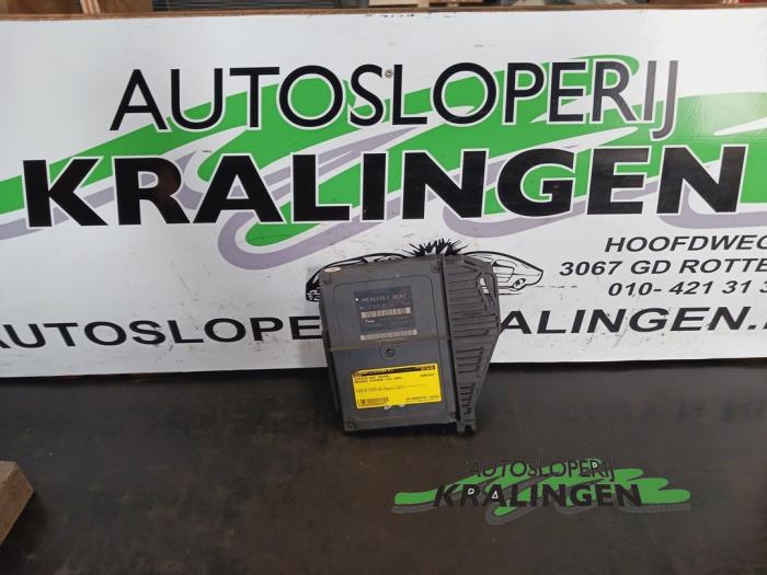 Gebruikte Computer Body Control Mercedes E Combi (S210) 2.4 E-240 V6 18V Prijs op aanvraag aangeboden door Autosloperij Kralingen B.V.