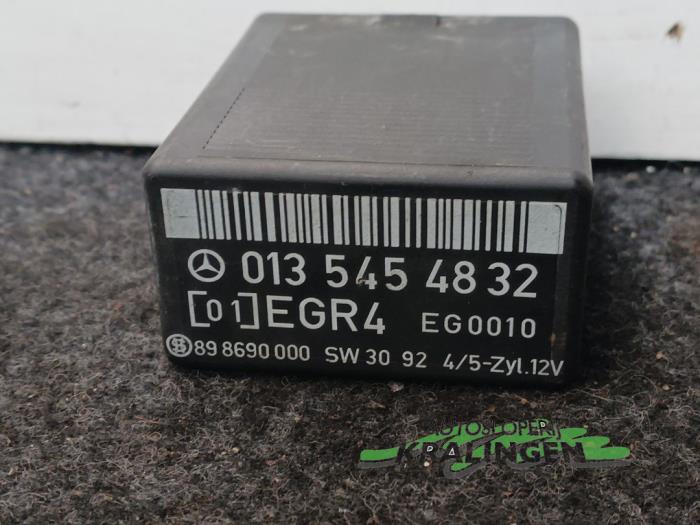 Relais van een Mercedes-Benz C (W202) 2.2 C-220 D 16V 1998