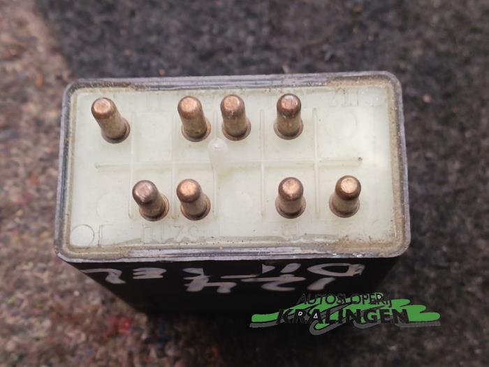 Relais van een Mercedes-Benz C (W202) 2.2 C-220 D 16V 1998