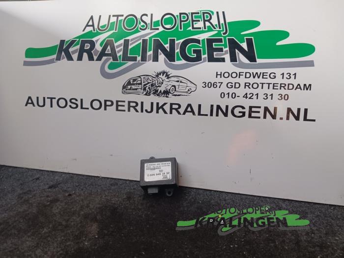 Gebruikte Immobiliser module Mercedes Vito (638.1/2) 2.2 CDI 108 16V Prijs € 25,00 Margeregeling aangeboden door Autosloperij Kralingen B.V.