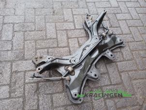 Gebruikte Subframe Ford Ka II 1.2 Prijs € 99,99 Margeregeling aangeboden door Autosloperij Kralingen B.V.