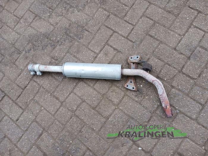 Gebruikte Uitlaat Middendemper Volkswagen Polo III (6N1) 1.6i 75 Prijs € 49,99 Margeregeling aangeboden door Autosloperij Kralingen B.V.