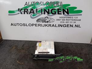 Gebruikte Radio CD Speler BMW 3 serie (E46/2) 323 Ci 24V Prijs op aanvraag aangeboden door Autosloperij Kralingen B.V.