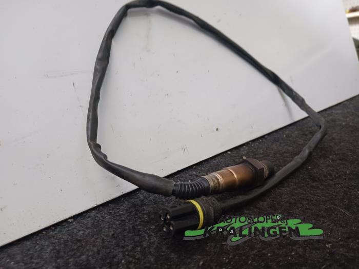 Lambda Sonde van een Mercedes-Benz CLK (C208) 3.2 320 V6 18V 2001