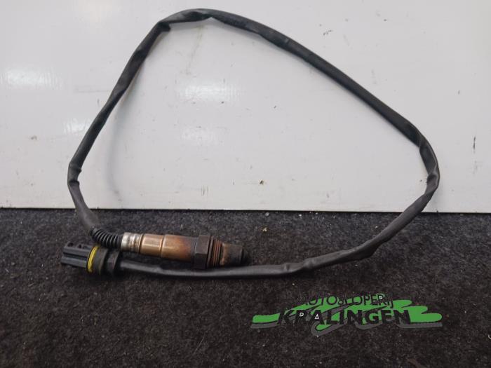 Lambda Sonde van een Mercedes-Benz CLK (C208) 3.2 320 V6 18V 2001