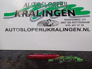 Gebruikte Extra Remlicht midden Citroen C1 1.0 12V Prijs € 9,99 Margeregeling aangeboden door Autosloperij Kralingen B.V.
