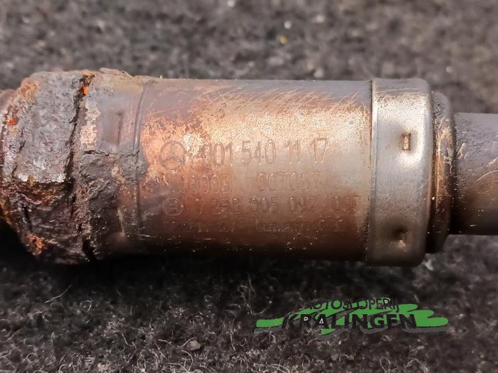 Lambda Sonde van een Mercedes-Benz C (W202) 2.8 C-280 24V 1997