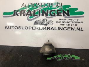 Gebruikte Motorsteun BMW 5 serie Touring (E61) 525i 24V Prijs € 9,99 Margeregeling aangeboden door Autosloperij Kralingen B.V.