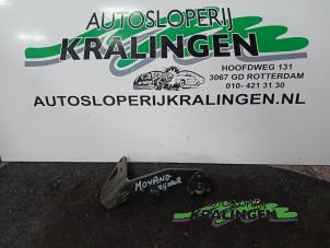 Gebruikte Schuifdeurrol links Opel Movano Combi 2.2 DTI Prijs op aanvraag aangeboden door Autosloperij Kralingen B.V.