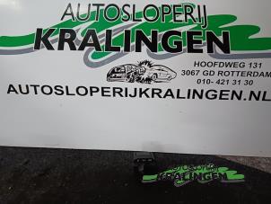 Gebruikte Licht Schakelaar Opel Agila (A) 1.2 16V Prijs € 9,99 Margeregeling aangeboden door Autosloperij Kralingen B.V.