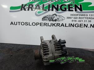 Gebruikte Dynamo Nissan Micra (K11) 1.3 LX,SLX 16V Prijs € 50,00 Margeregeling aangeboden door Autosloperij Kralingen B.V.