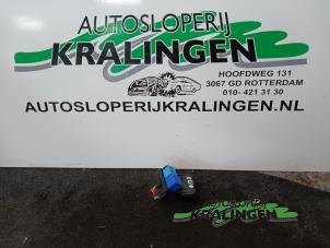 Gebruikte Relais Renault Clio IV Estate/Grandtour (7R) 1.5 Energy dCi 90 FAP Prijs € 15,00 Margeregeling aangeboden door Autosloperij Kralingen B.V.