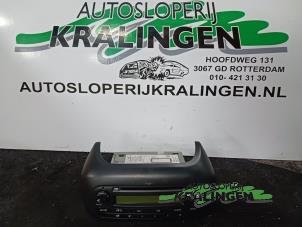 Gebruikte Radio CD Speler Peugeot Bipper (AA) 1.4 HDi Prijs € 59,99 Margeregeling aangeboden door Autosloperij Kralingen B.V.