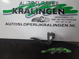 Gebruikte Sensor Gaspedaalpositie Renault Clio IV Estate/Grandtour (7R) 1.5 Energy dCi 90 FAP Prijs € 14,99 Margeregeling aangeboden door Autosloperij Kralingen B.V.