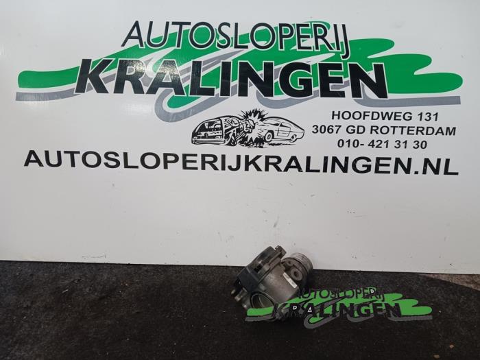 Gebruikte EGR Klep Renault Clio IV Estate/Grandtour (7R) 1.5 Energy dCi 90 FAP Prijs € 100,00 Margeregeling aangeboden door Autosloperij Kralingen B.V.