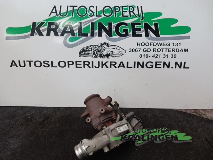 Gebruikte Turbo Renault Clio IV Estate/Grandtour (7R) 1.5 Energy dCi 90 FAP Prijs € 250,00 Margeregeling aangeboden door Autosloperij Kralingen B.V.