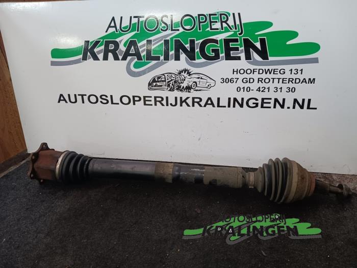 Gebruikte Steekas rechts-voor Seat Toledo (5P2) 2.0 TDI 16V Prijs € 24,99 Margeregeling aangeboden door Autosloperij Kralingen B.V.