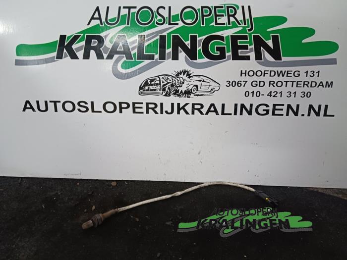 Gebruikte Lambda Sonde Renault Clio III (BR/CR) 1.4 16V Prijs € 9,98 Margeregeling aangeboden door Autosloperij Kralingen B.V.
