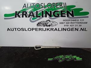 Gebruikte Sleepoog voor Audi A2 (8Z0) 1.4 16V Prijs op aanvraag aangeboden door Autosloperij Kralingen B.V.