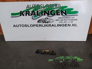 Gebruikte Bumpersteun rechts-voor Toyota Yaris II (P9) 1.3 16V VVT-i Prijs € 19,99 Margeregeling aangeboden door Autosloperij Kralingen B.V.