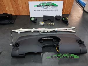 Gebruikte Airbag Set + Module Toyota Yaris II (P9) 1.3 16V VVT-i Prijs € 500,00 Margeregeling aangeboden door Autosloperij Kralingen B.V.