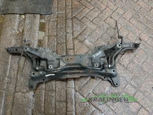 Gebruikte Subframe Toyota Yaris II (P9) 1.3 16V VVT-i Prijs € 200,00 Margeregeling aangeboden door Autosloperij Kralingen B.V.