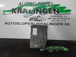 Gebruikte Zekeringkast Renault Megane II (BM/CM) 1.6 16V Prijs € 99,99 Margeregeling aangeboden door Autosloperij Kralingen B.V.