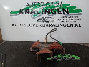 Gebruikte Uitlaatspruitstuk Peugeot 307 CC (3B) 1.6 16V Prijs € 24,99 Margeregeling aangeboden door Autosloperij Kralingen B.V.