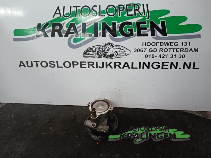 Gebruikte Servopomp Renault Laguna II Grandtour (KG) 2.0 16V IDE Prijs € 29,99 Margeregeling aangeboden door Autosloperij Kralingen B.V.