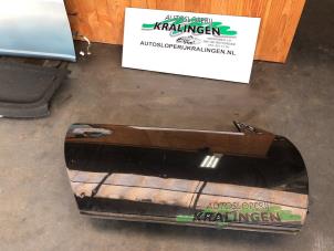 Gebruikte Deur 2Deurs rechts Mercedes SLK (R170) 2.3 230 K 16V Prijs € 99,99 Margeregeling aangeboden door Autosloperij Kralingen B.V.