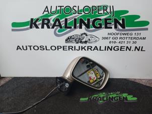 Gebruikte Buitenspiegel rechts Suzuki Liana (ERC/ERD/RH4) 1.6 MPi 16V Prijs € 50,00 Margeregeling aangeboden door Autosloperij Kralingen B.V.