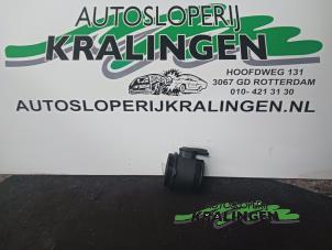 Gebruikte Luchtmassameter Ford Focus 2 1.6 TDCi 16V 90 Prijs € 19,99 Margeregeling aangeboden door Autosloperij Kralingen B.V.