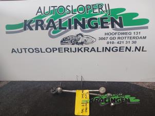 Gebruikte Stabilisatorstang voor Ford Mondeo III 1.8 16V Prijs € 19,99 Margeregeling aangeboden door Autosloperij Kralingen B.V.