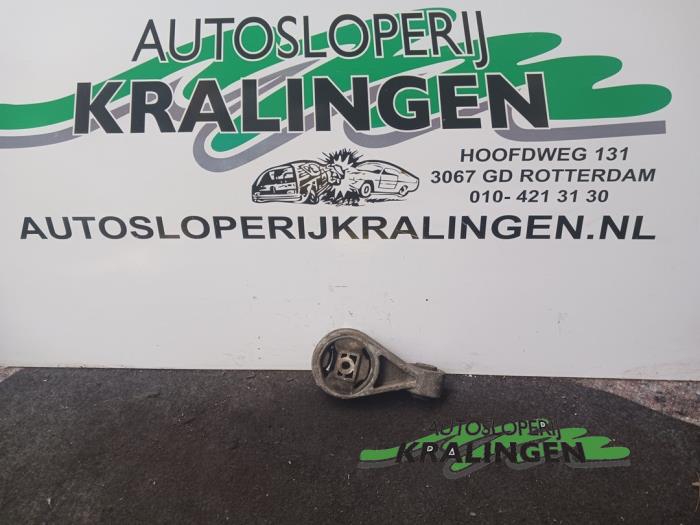 Gebruikte Motorsteun Ford Focus 1 1.6 16V Prijs € 25,00 Margeregeling aangeboden door Autosloperij Kralingen B.V.