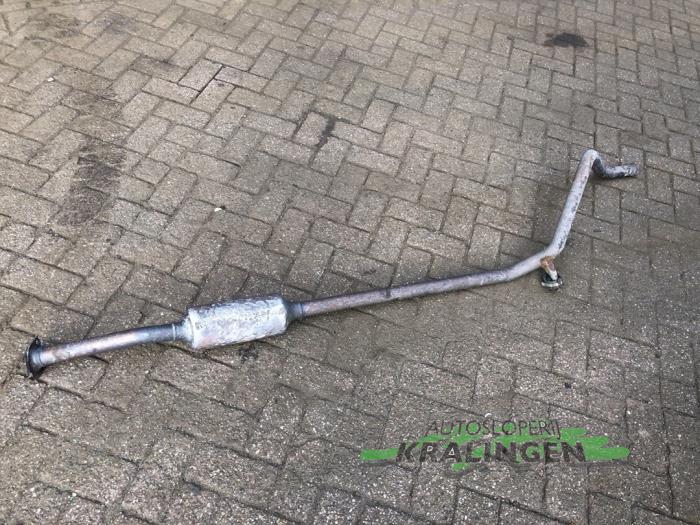 Gebruikte Uitlaat Middendemper Citroen C4 Berline (LC) 1.6 16V Prijs € 29,99 Margeregeling aangeboden door Autosloperij Kralingen B.V.