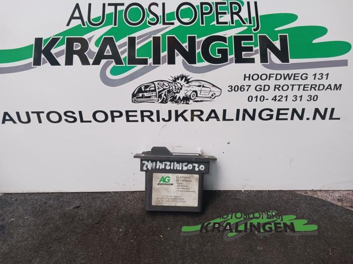 Gebruikte LPG Module Peugeot 406 Coupé (8C) 2.0 16V Prijs € 100,00 Margeregeling aangeboden door Autosloperij Kralingen B.V.